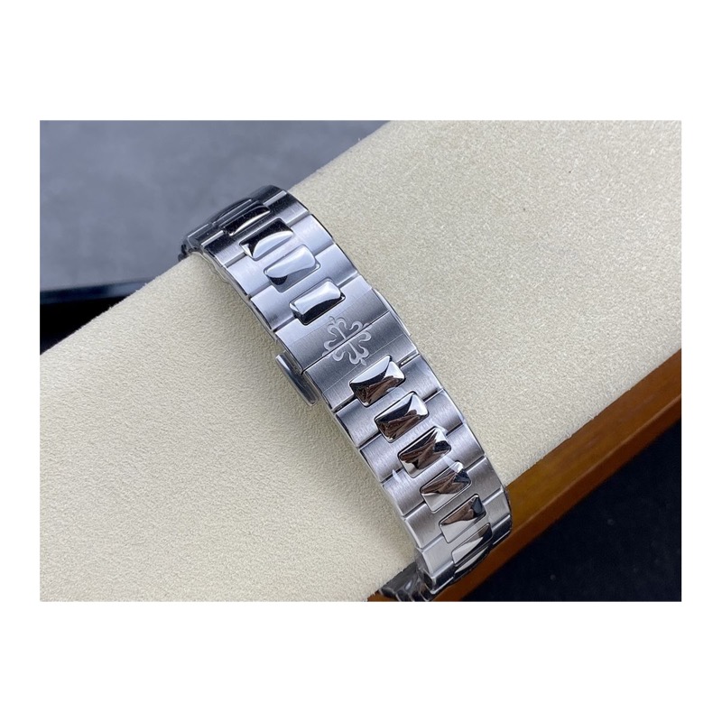 Patek Philippe Nautilus