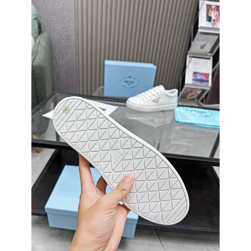 Prada Triangle Logo Low-Top Sneaker 041