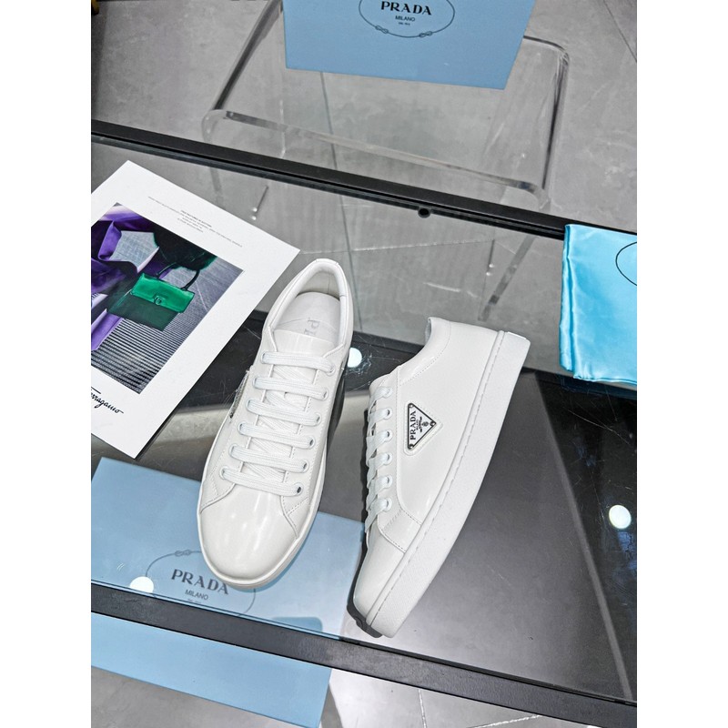 Prada Triangle Logo Low-Top Sneaker 041