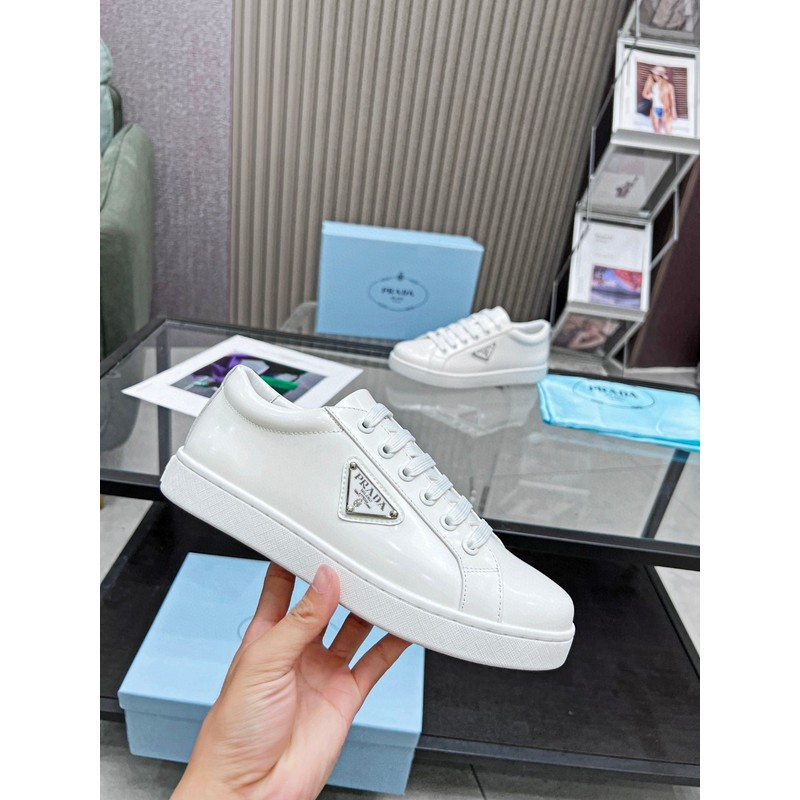 Prada Triangle Logo Low-Top Sneaker 041