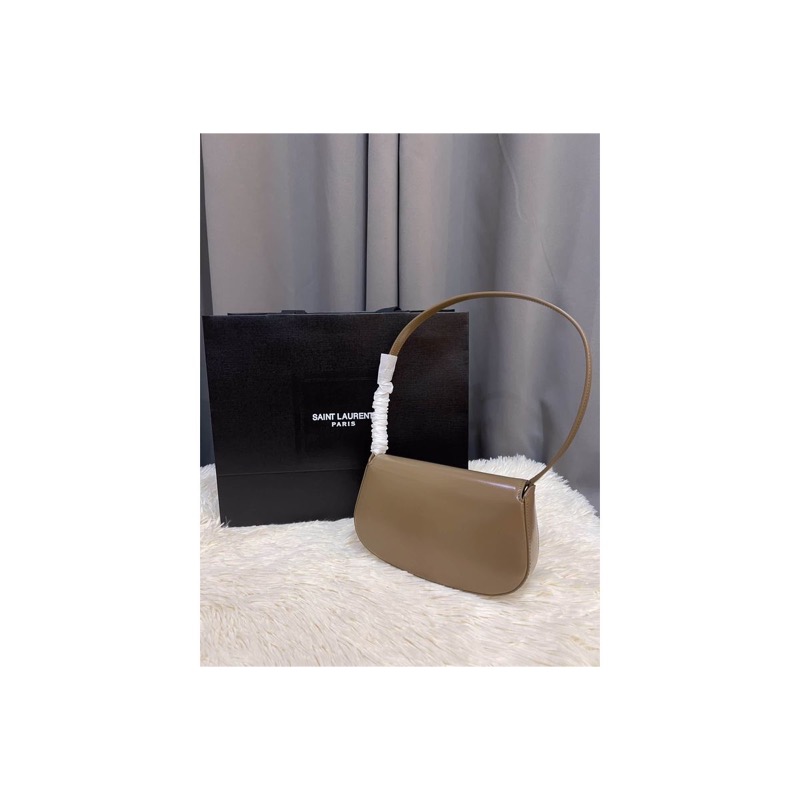 Saint Laurent Le 5 a 7 Bag