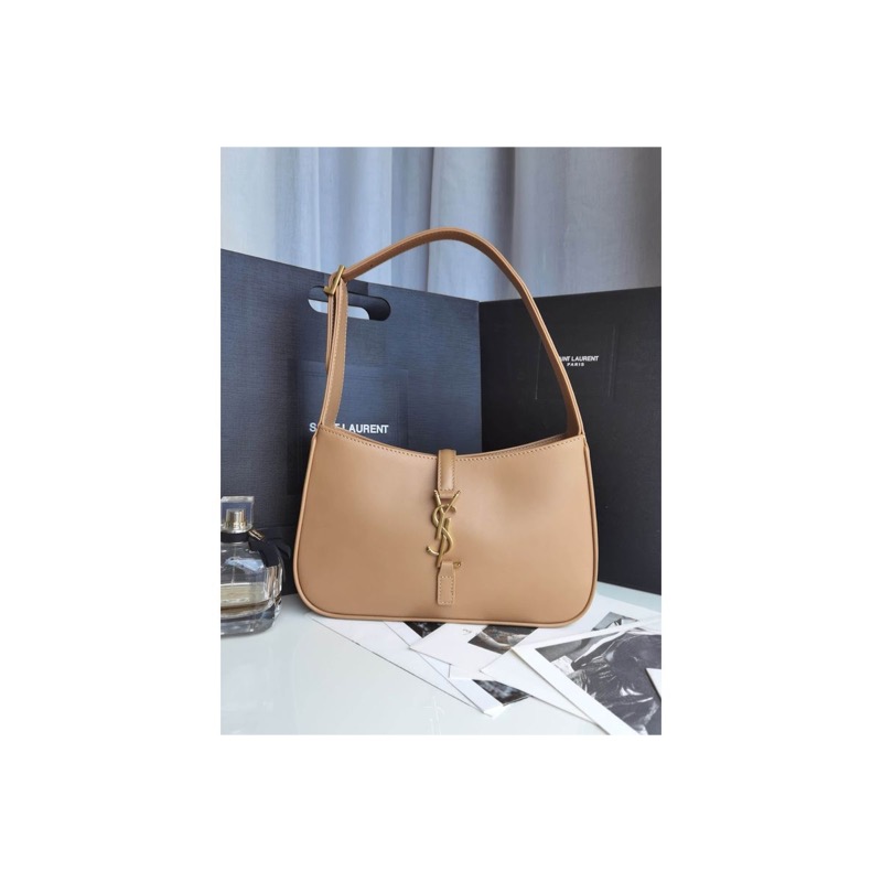 Saint Laurent Le 5 a 7 Bag