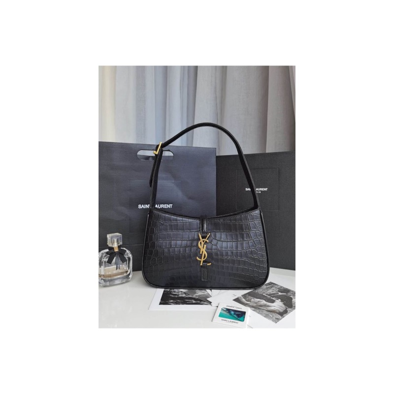 Saint Laurent Le 5 a 7 Bag