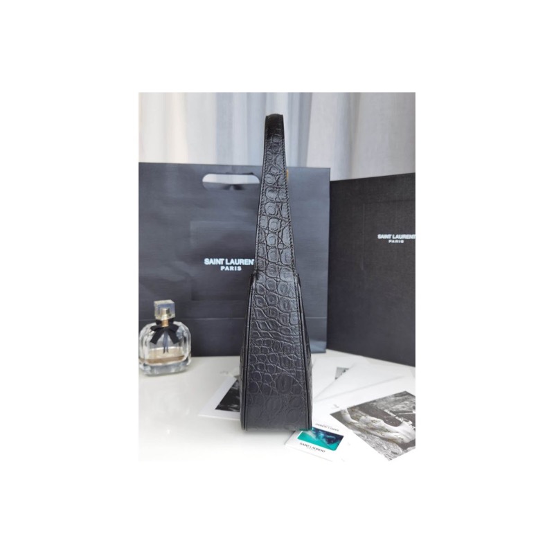 Saint Laurent Le 5 a 7 Bag