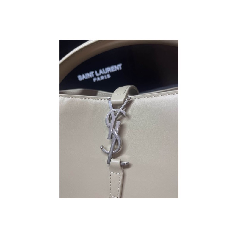 Saint Laurent Handbag