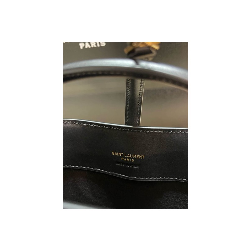 Saint Laurent Handbag