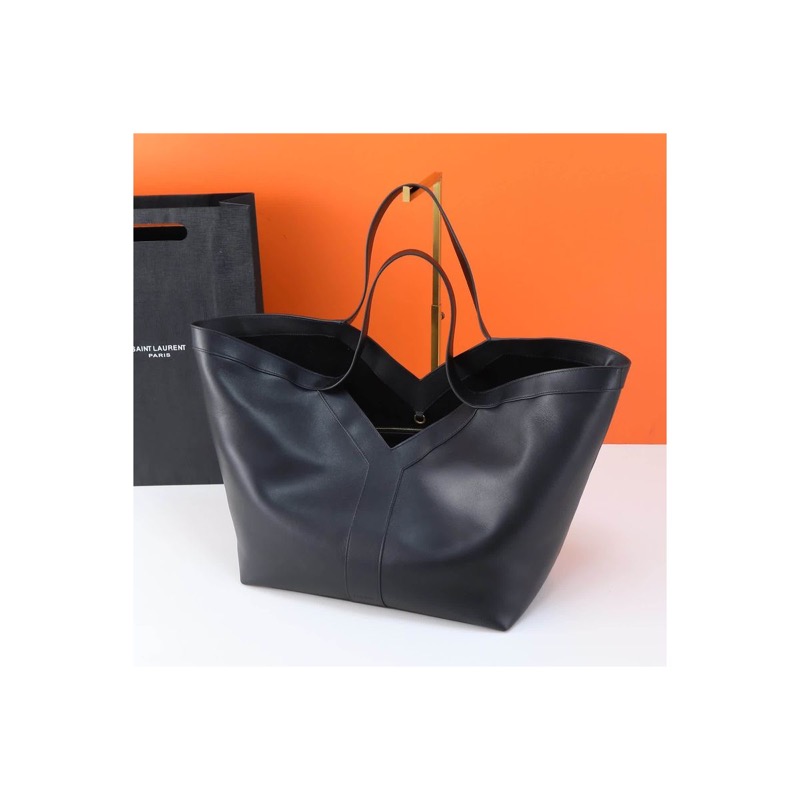 Saint Laurent Handbag