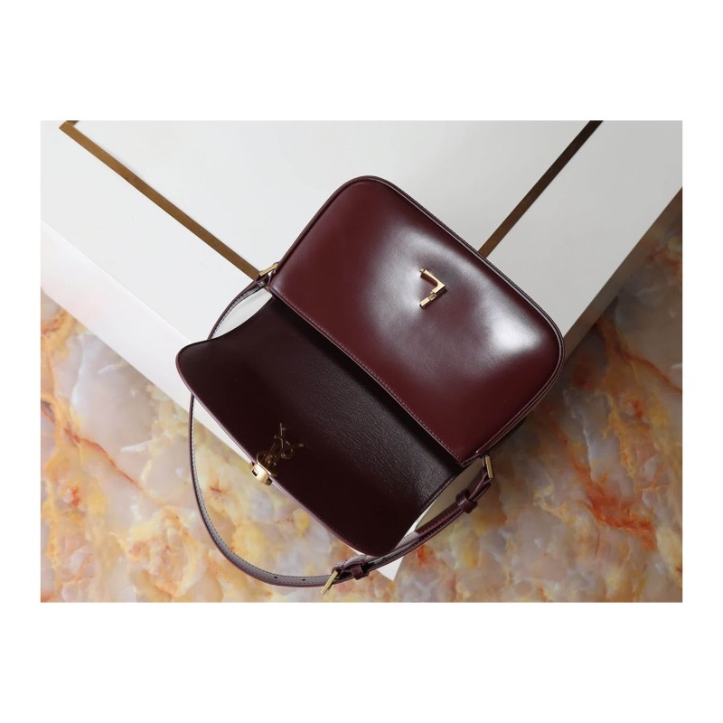 Saint Laurent Shoulder Bag