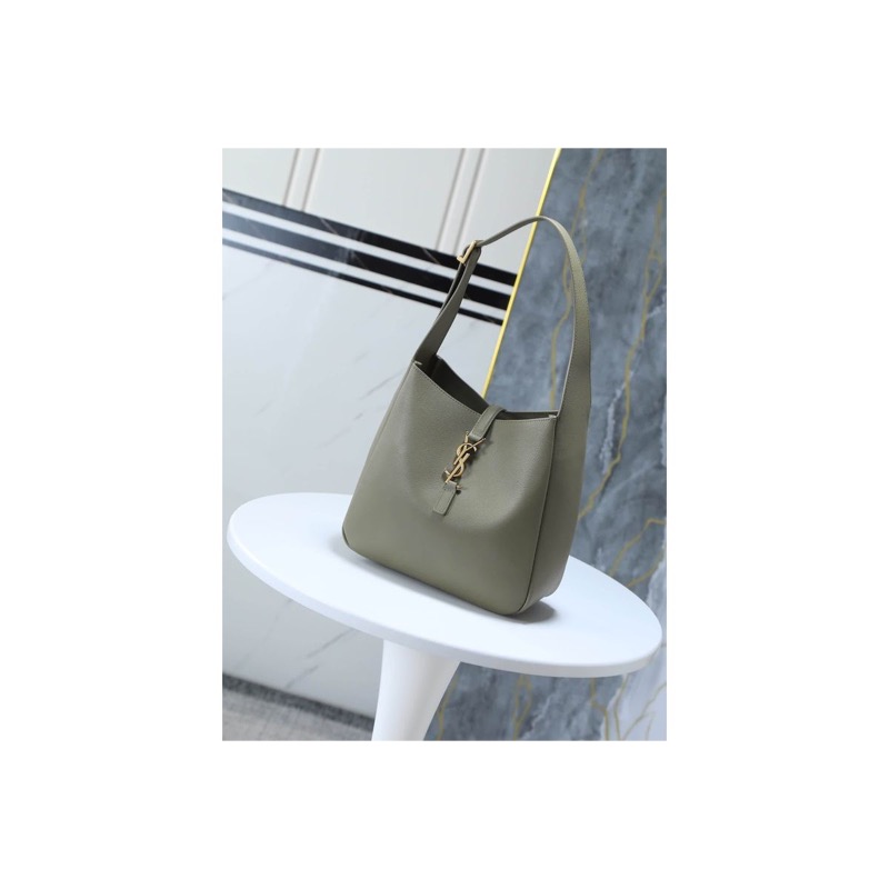 Saint Laurent Le 5 a 7 Bag