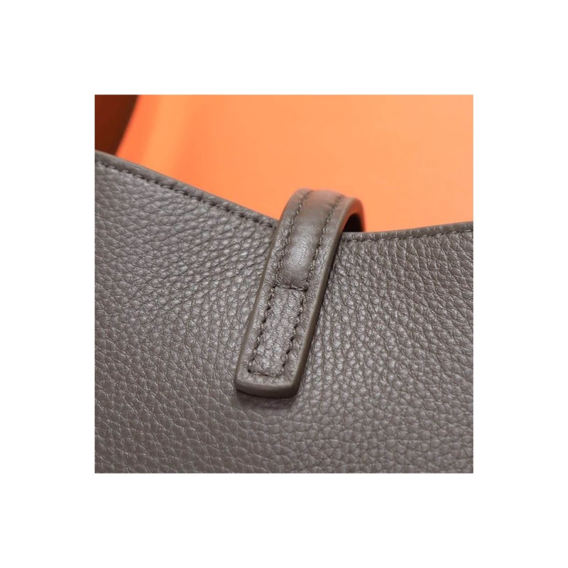 Saint Laurent Shoulder Bag