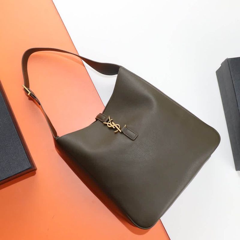Saint Laurent Le 5 a 7 Bag