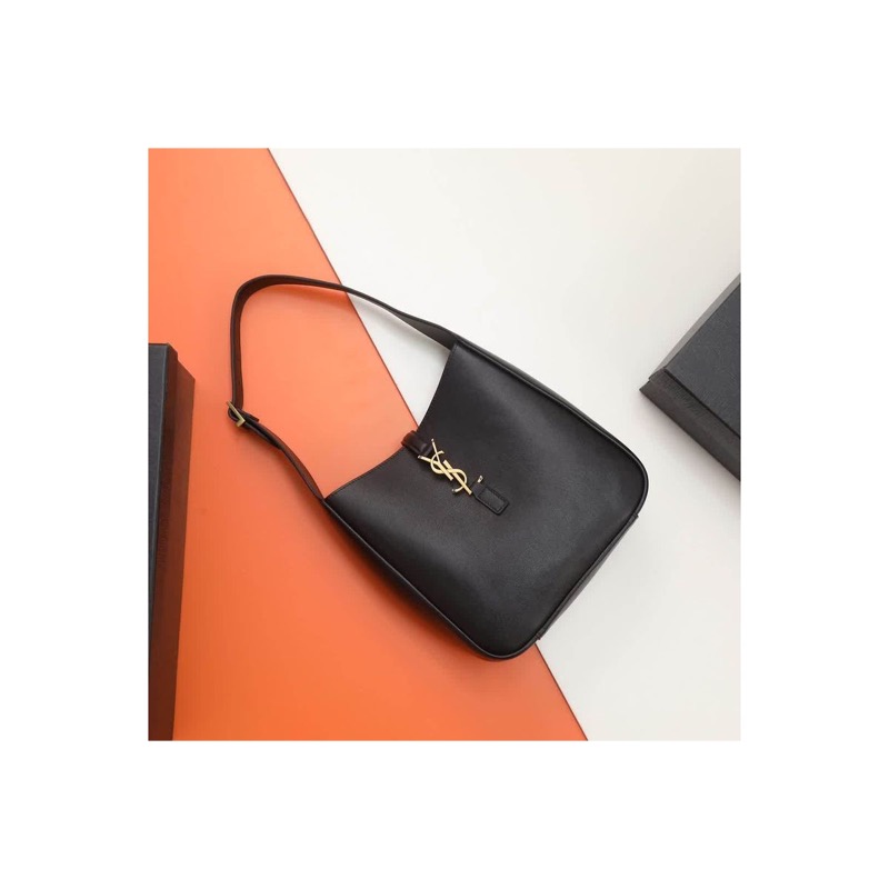 Saint Laurent Le 5 a 7 Bag