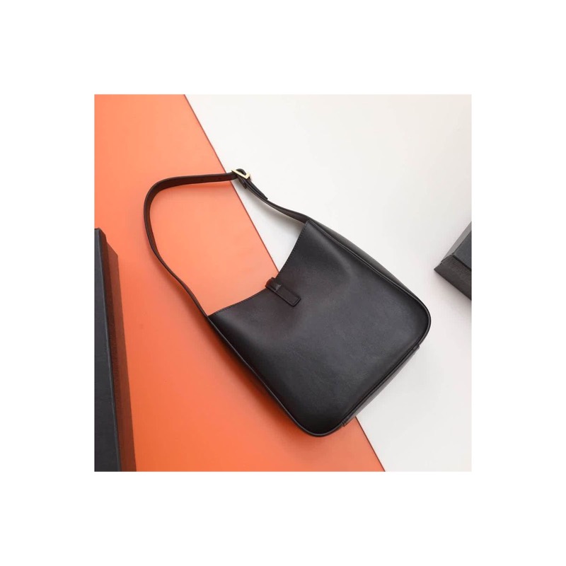 Saint Laurent Le 5 a 7 Bag