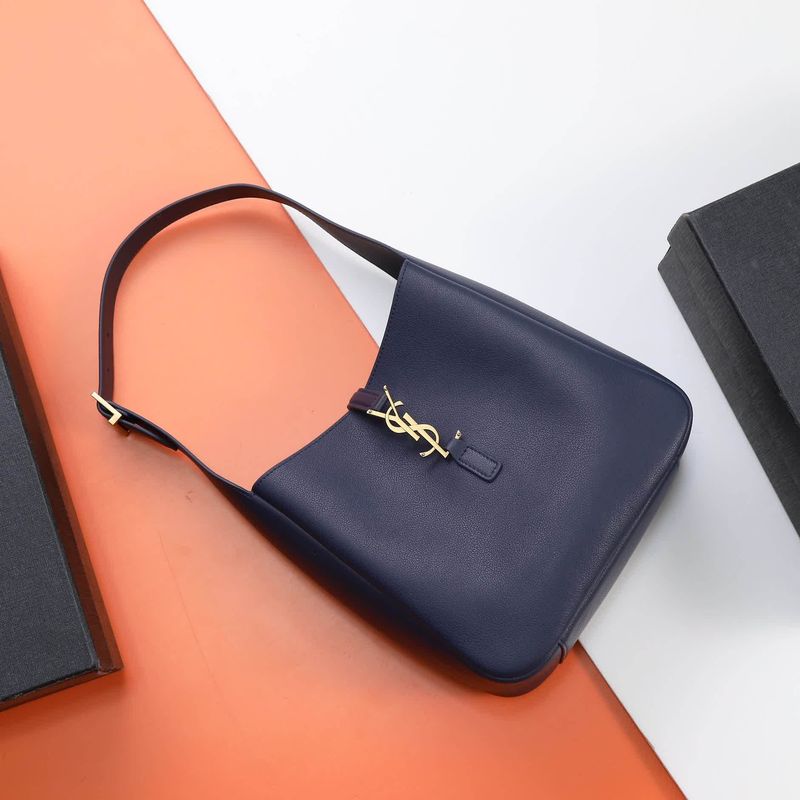 Saint Laurent Le 5 a 7 Bag