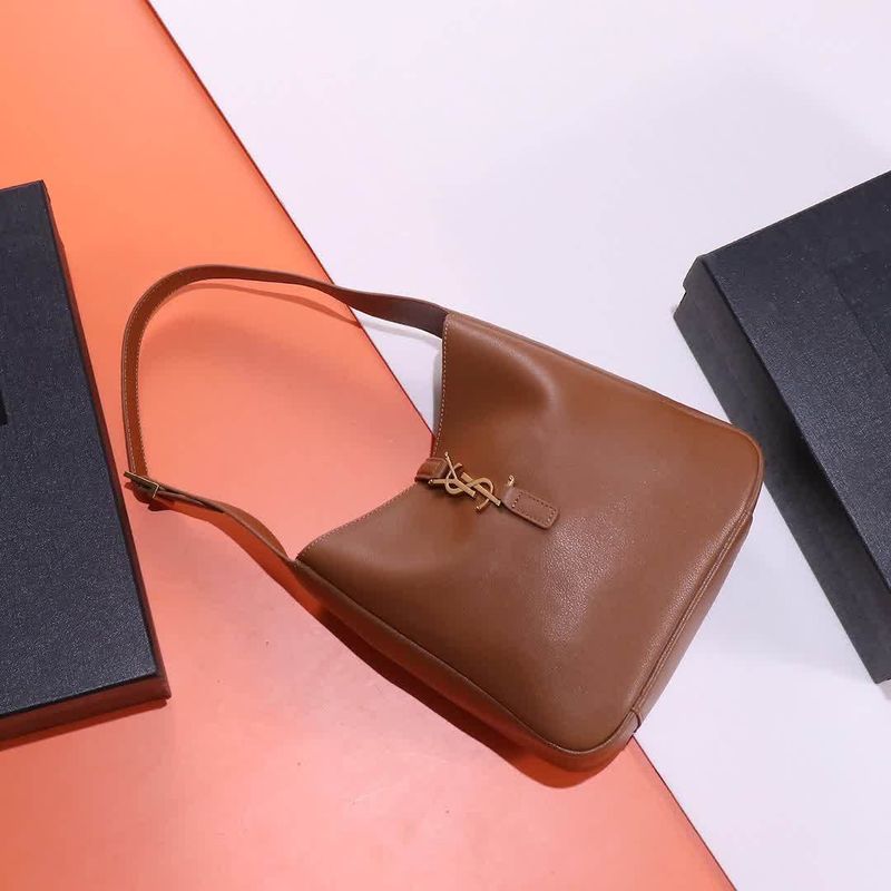 Saint Laurent Le 5 a 7 Bag