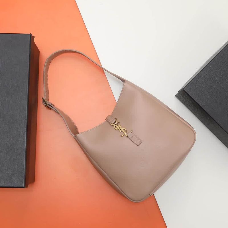 Saint Laurent Le 5 a 7 Bag
