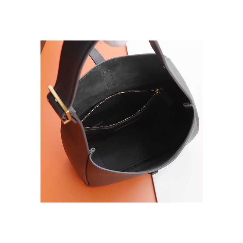Saint Laurent Le 5 a 7 Monogram Bag