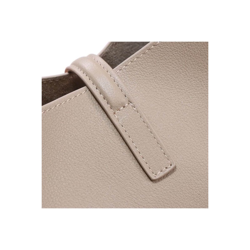 Saint Laurent Le 5 a 7 Bag
