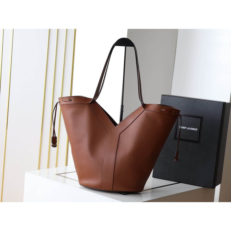 Saint Laurent Handbag