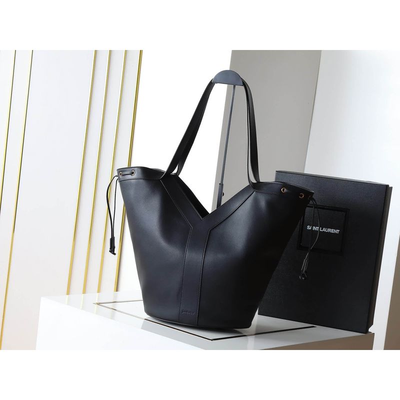 Saint Laurent Handbag