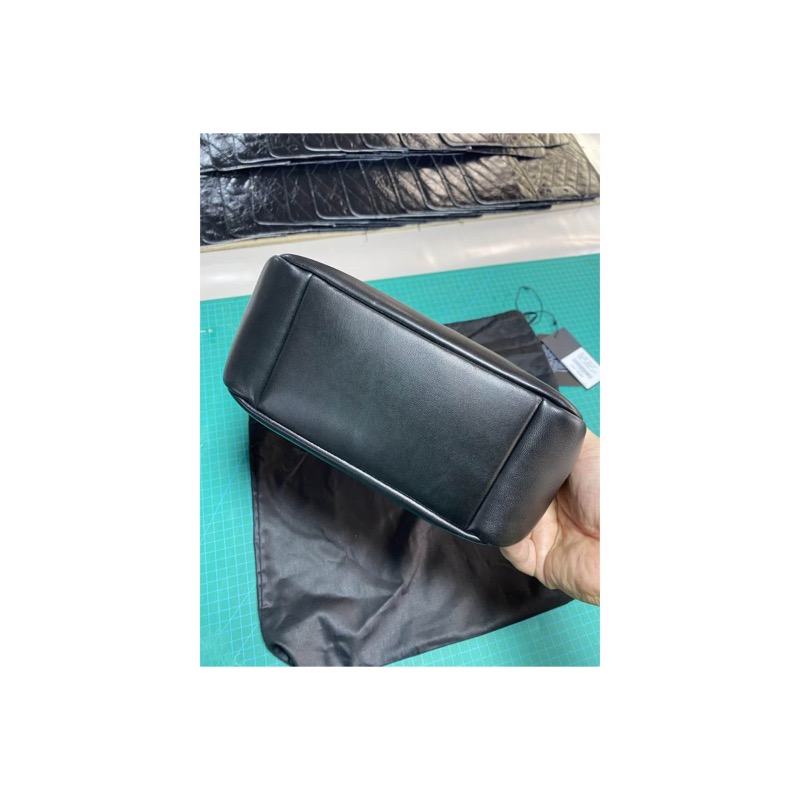 Saint Laurent Le 5 a 7 Bag