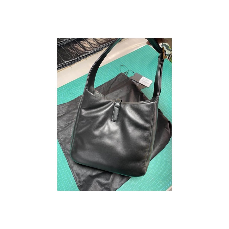 Saint Laurent Le 5 a 7 Bag