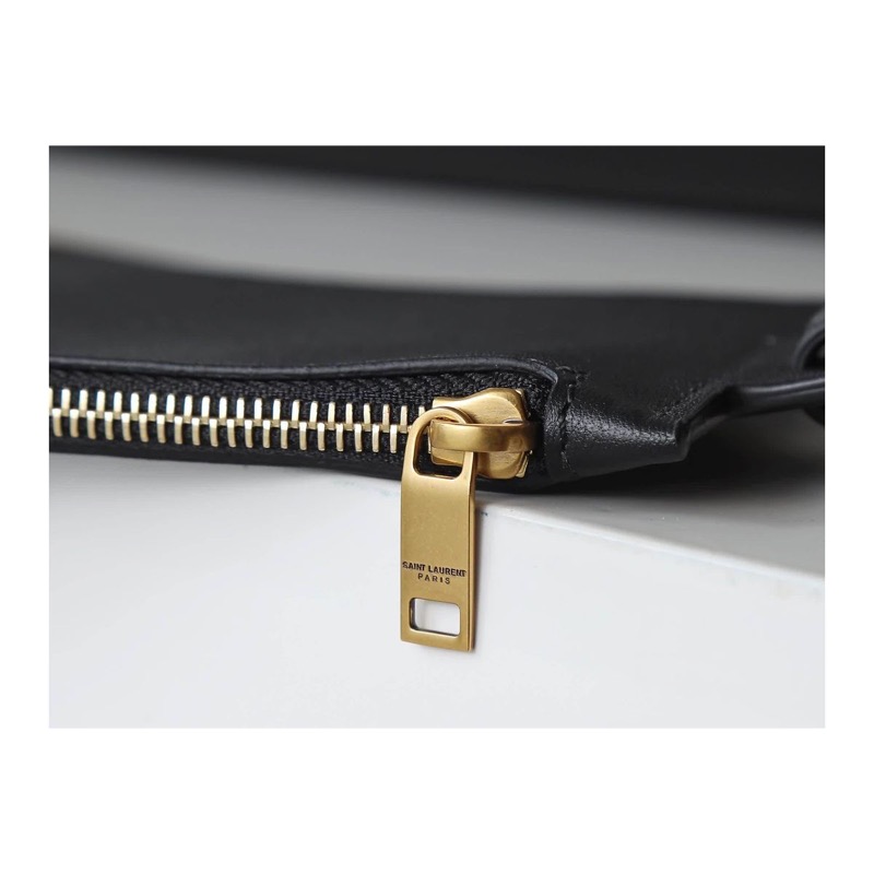 Saint Laurent Shoulder Bag