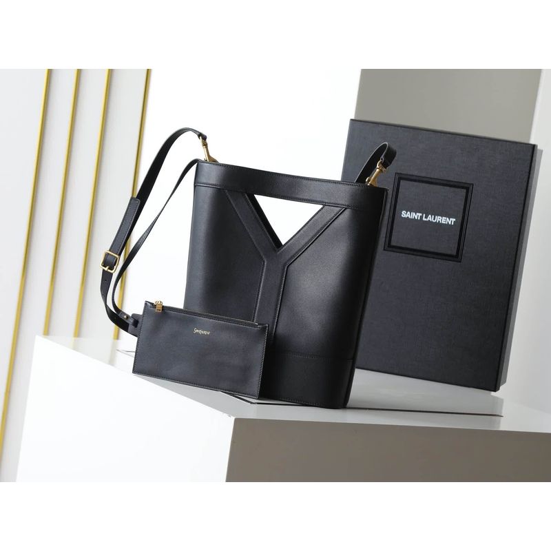Saint Laurent Shoulder Bag