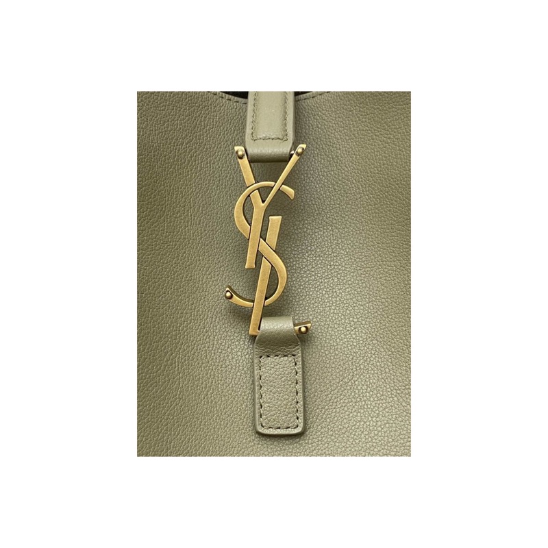 Saint Laurent Le 5 a 7 Bag
