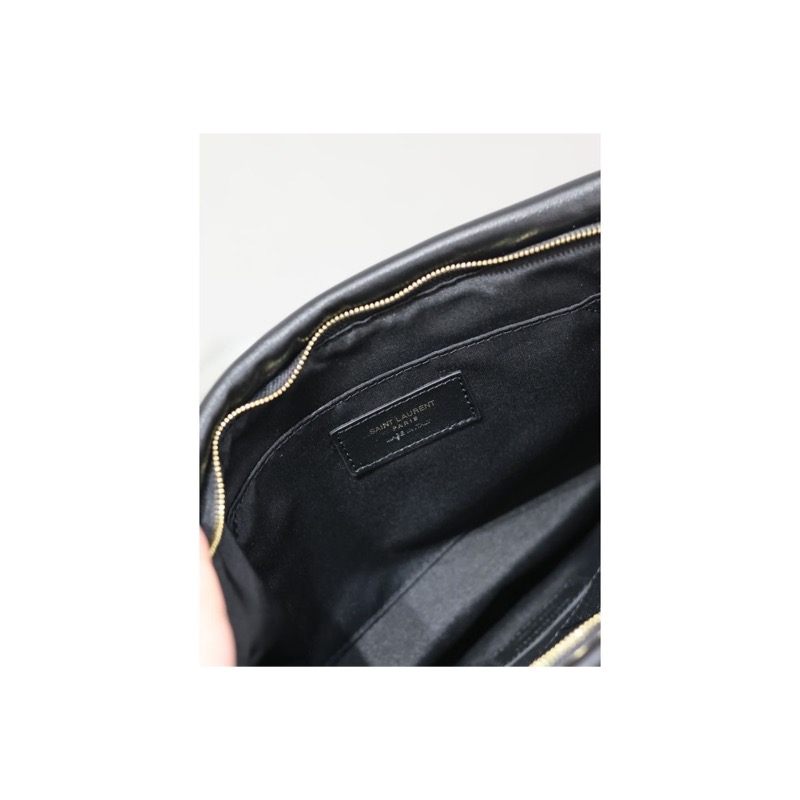 Saint Laurent Clutch