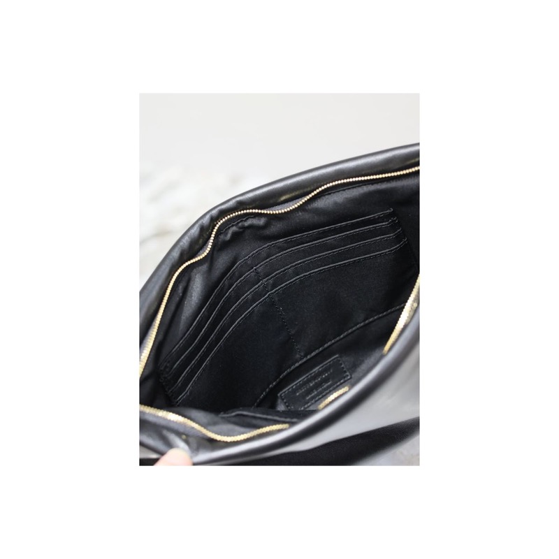 Saint Laurent Clutch