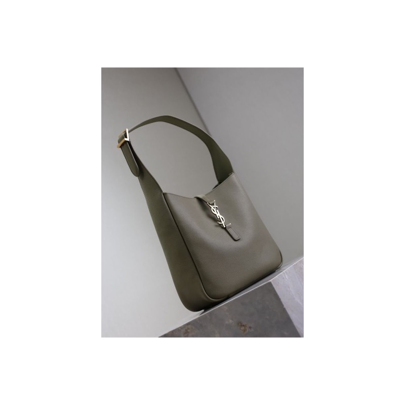 Saint Laurent Le 5 a 7 Bag