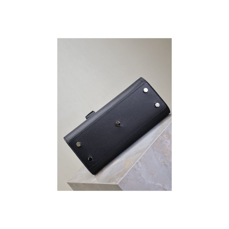 Saint Laurent Sac de Jour Bag