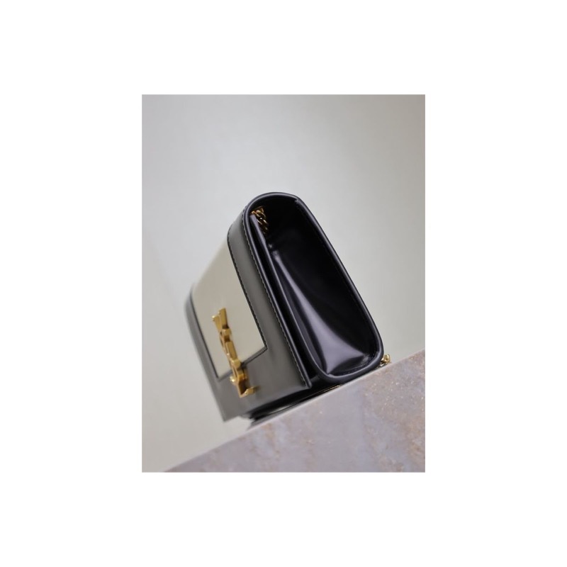 Saint Laurent Shoulder Bag