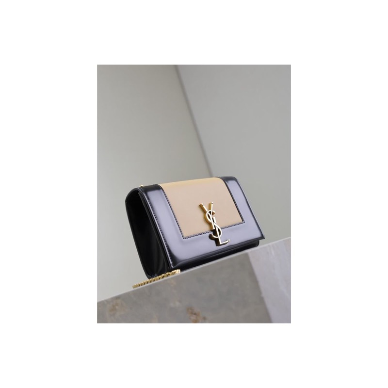Saint Laurent Clutch
