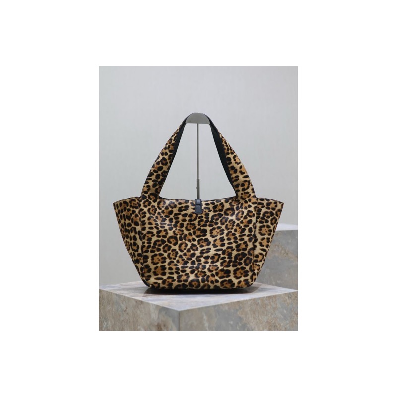Saint Laurent Handbag