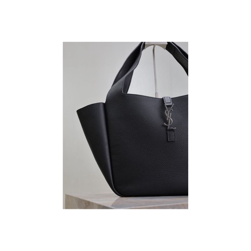 Saint Laurent Handbag