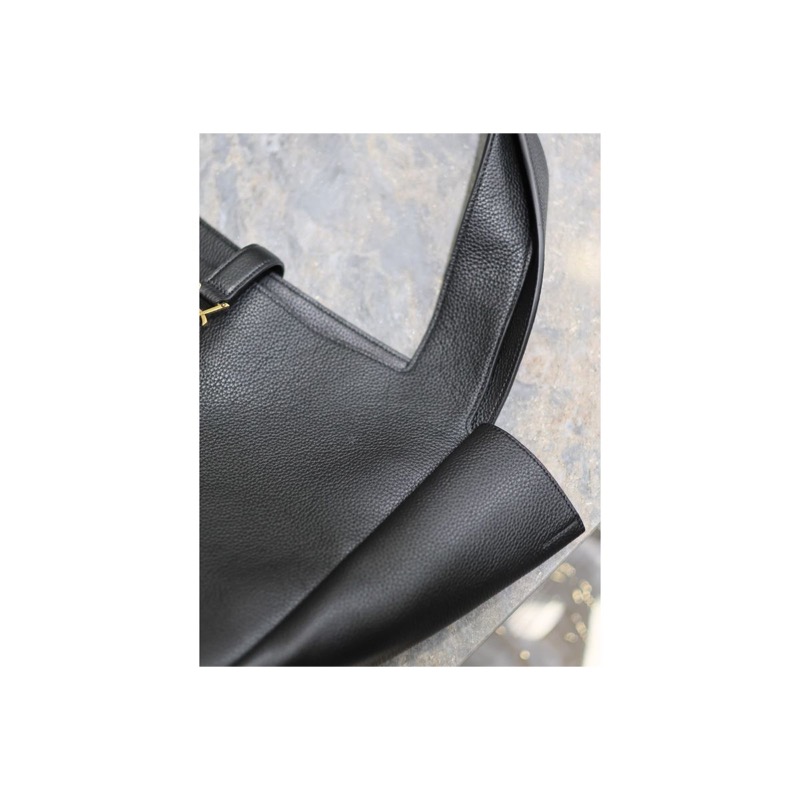 Saint Laurent Handbag