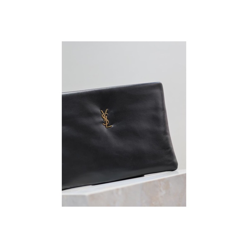Saint Laurent Clutch