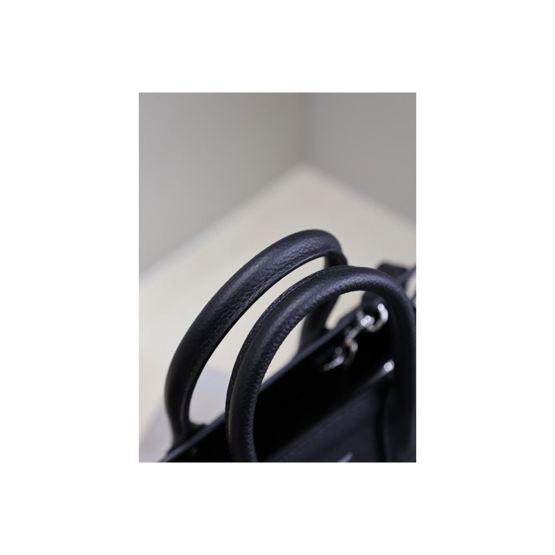 Saint Laurent Handbag