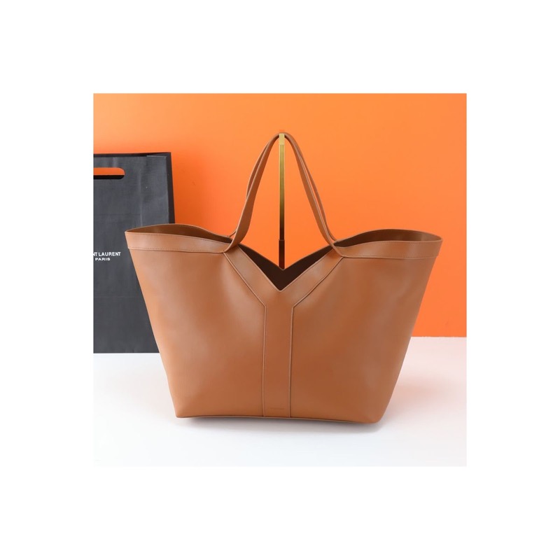 Saint Laurent Handbag
