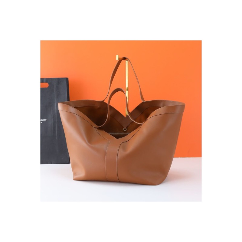 Saint Laurent Handbag