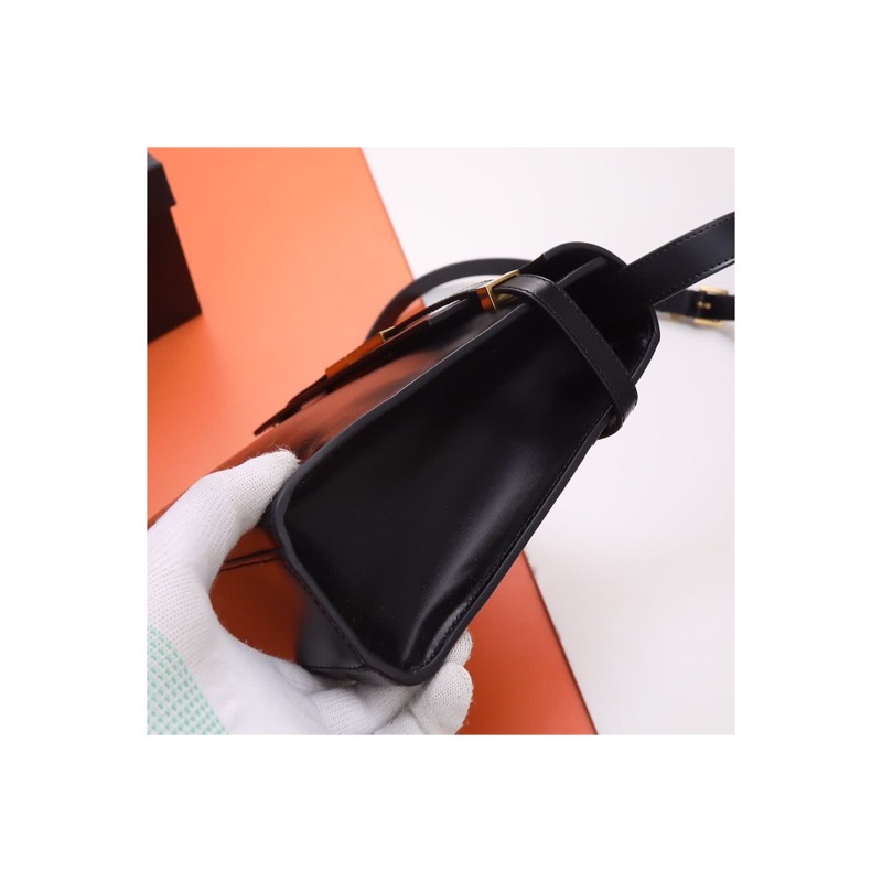 Saint Laurent Manhattan Bag