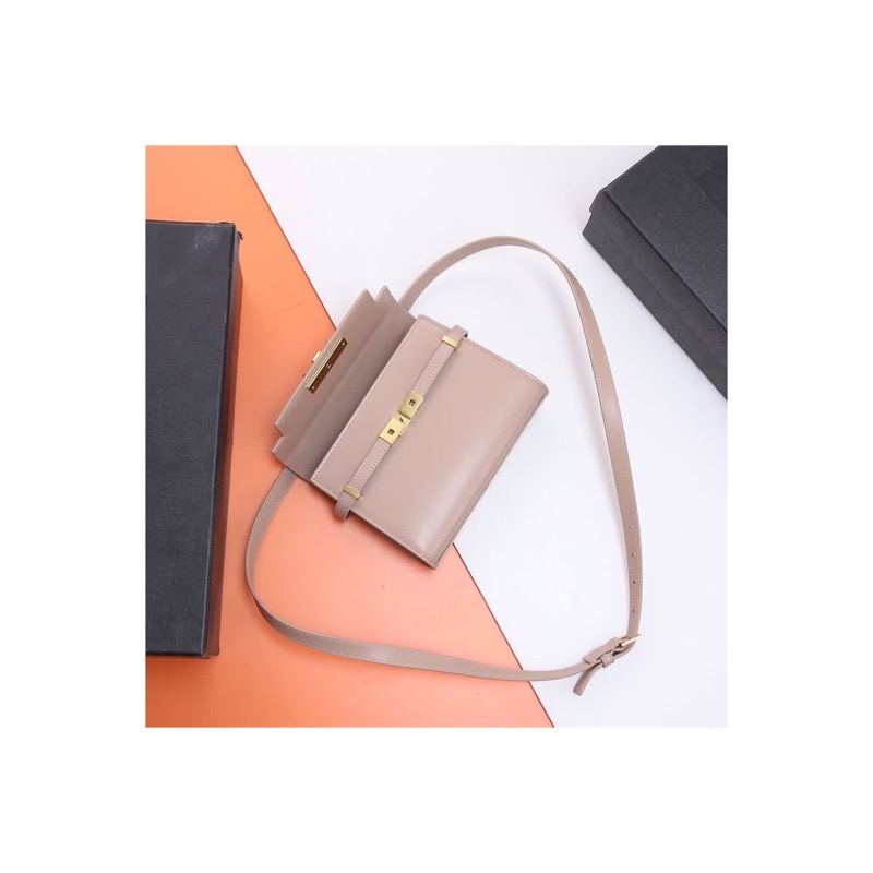 Saint Laurent Manhattan Bag